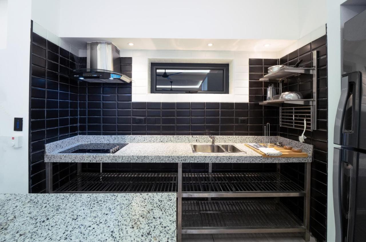 Instyle Residences At Rizz Suites โซซูอา ภายนอก รูปภาพ